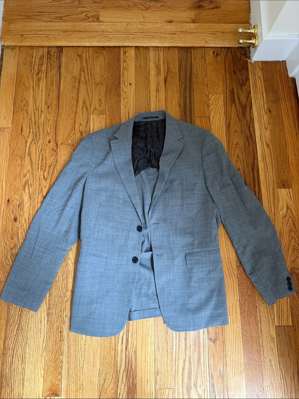Theory Size 40 - Men's Gray Two-Button Suit Blazer